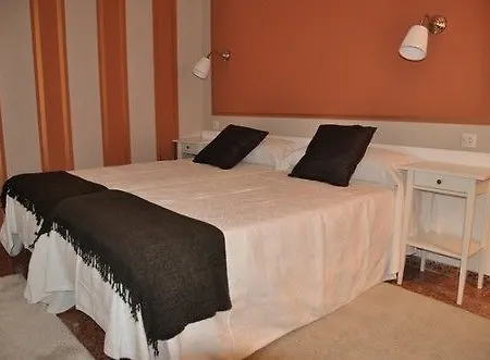 Casa Junco Hotel *