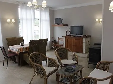 Casa Junco Рибадедева